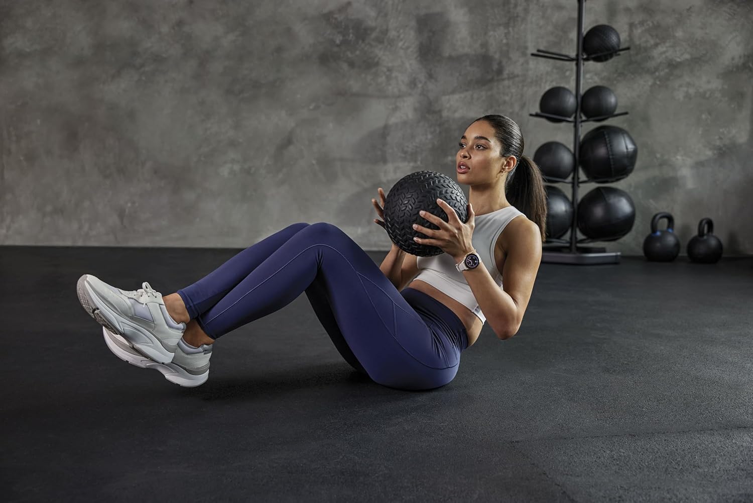 Review: Garmin Venu 3S Soft Gold 1.2-Inch AMOLED Smart Watch